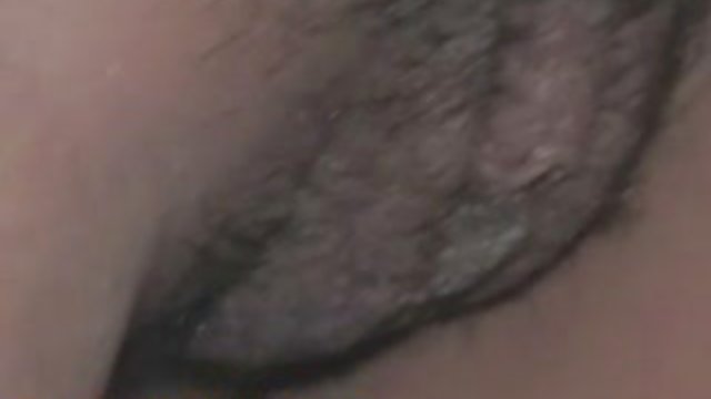 他舔,干和干一个漂亮的婊子。
