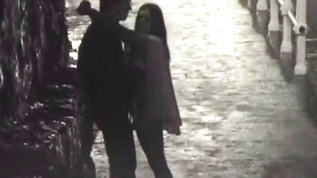 蓬松 内格里 吸 吮 白人 家伙 的 迪克 吸吮